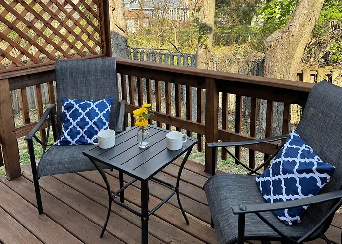 Family Escape By Kc: Walk To Parks & Dining